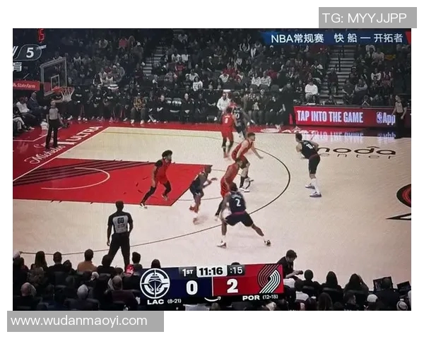 快船与开拓者激战正酣谁能在季后赛争夺中脱颖而出